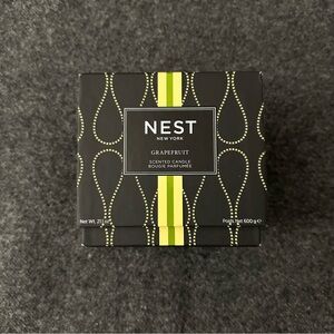 NEW Nest New York Grapefruit 3-Wick Candle
